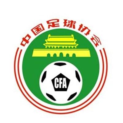 2024-04-23 日前，动画大电影《加菲猫》发布海量剧照，解锁了不少暗藏剧透的画面，比如加菲与老爹一起看风景；再比如乔恩在自家冰箱里发现偷吃的加菲父子，有影迷猜测父子二猫都被乔恩收养？